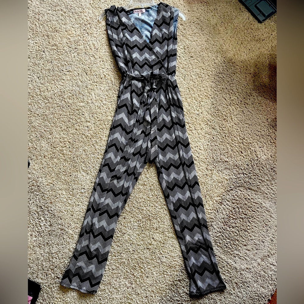 🔹▪️HARLOW&ROSE◾️🔹 JUMPSUIT w/ pockets‼️